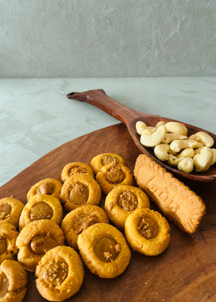 Cashew Biscoff Cookies